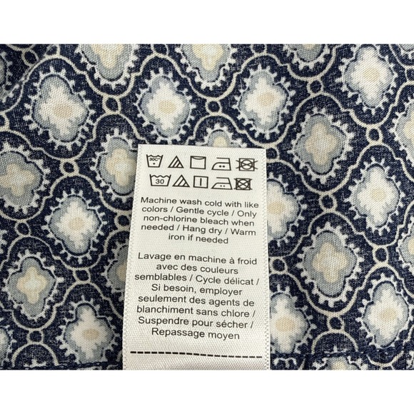 UNTUCKit Larz Short Sleeve Shirt L Navy Blue Medallion Print Casual Cotton - Picture 12 of 12